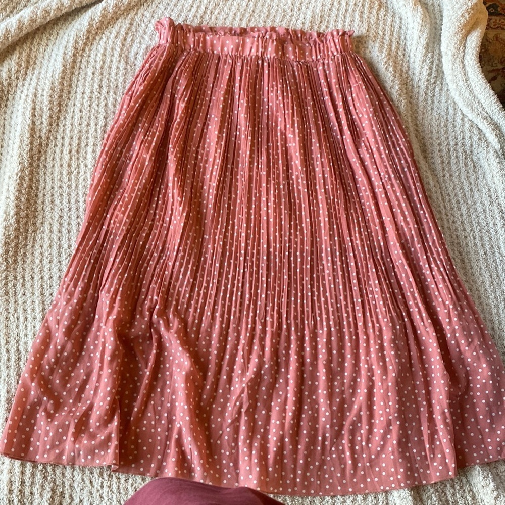 🎀 NWT Skirt🎀